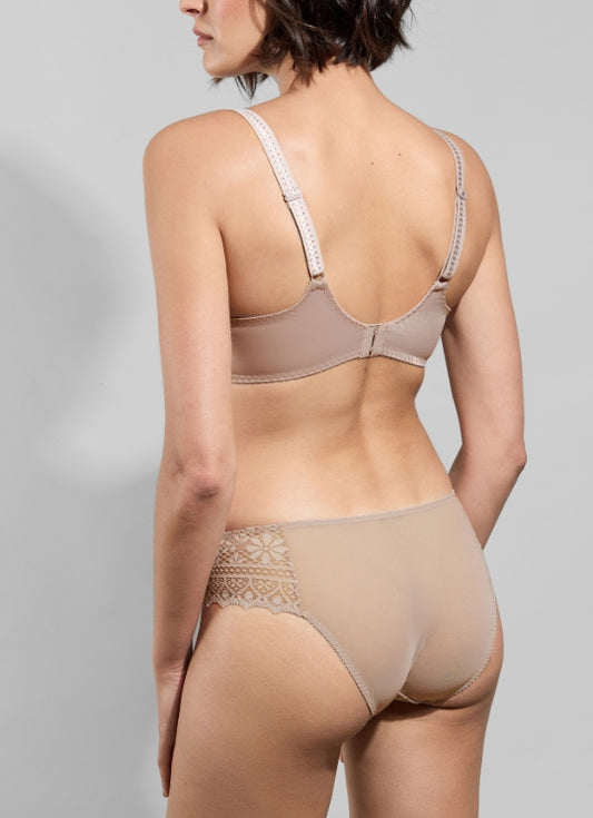 Cassiopee Invisible Full Cup Bra